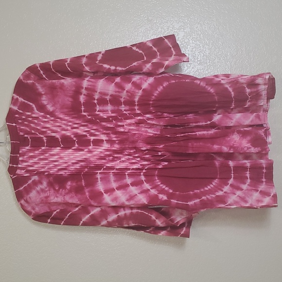 Chico's Tie Dye Tunic Top Size 1P US 8/10 Petite Deep Cherry Tie Dye Pintuck - Picture 4 of 5